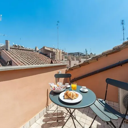 شقة Renovated Luxury Sweet Penthouse - Campo Dei Fiori روما